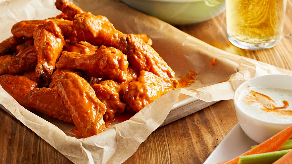 Buffalo Ranch Chicken Wings Recipe Frank S Redhot Us