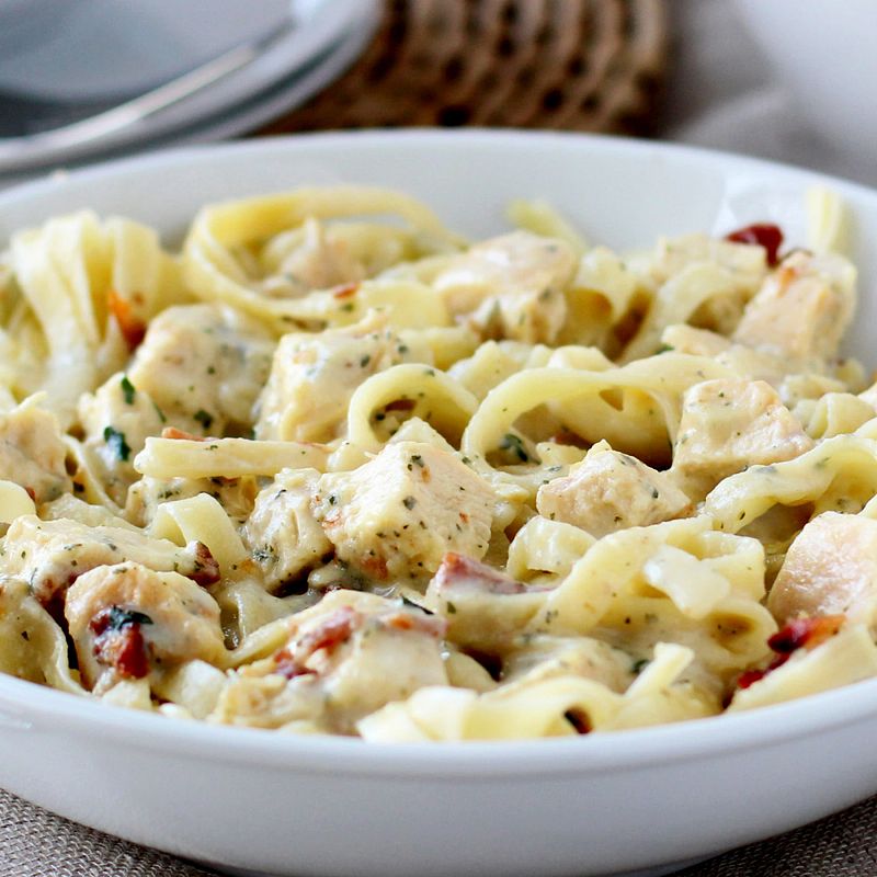 pollo_a_la_carbonara.jpg pollo_a_la_carbonara.jpg