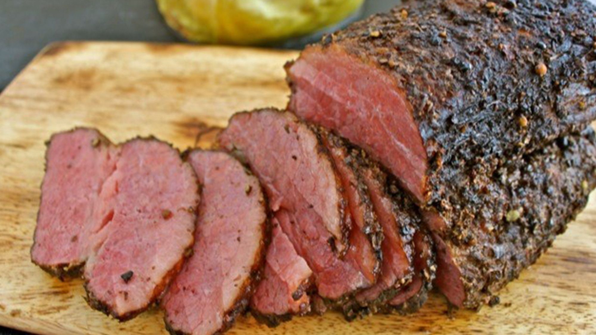 Corned Beef / Nswrt2gkxm2tim If you slice with the grain, you'll find