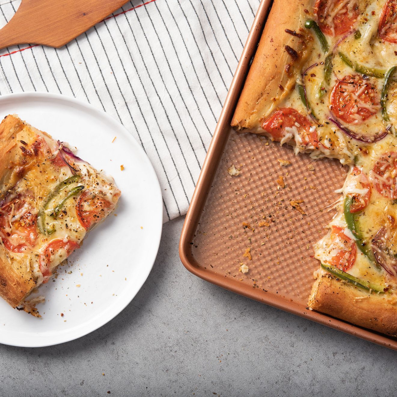 McCormick® A Hint of Sea Salt Neapolitan Pizza Seasoning McCormick