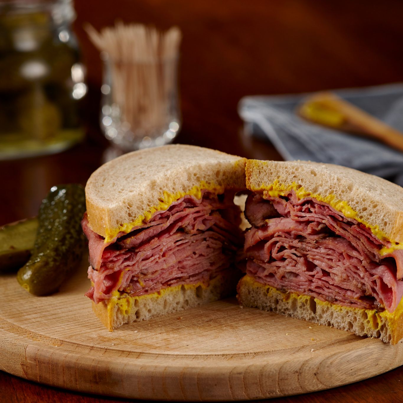 Sandwichs à la viande fumée de Montréal HelloFlavour.ca