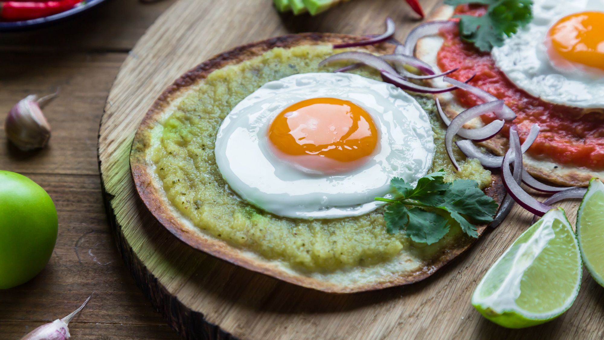 Huevos rancheros con salsa verde | Centro y Sur América