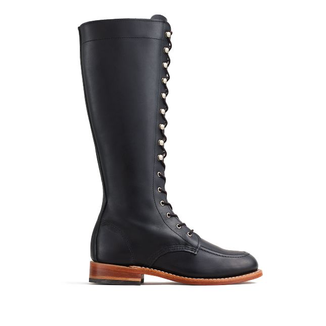 Black tall outlet boots no heel