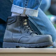 Go to Pipestone Boots
