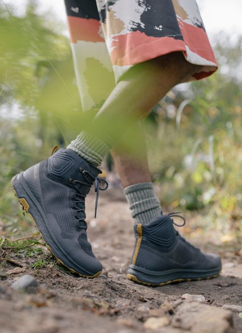 pink work boots womens