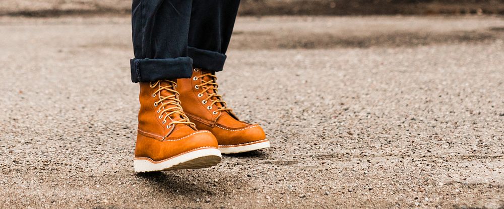 Men's 8-Inch Classic Moc Boot in Brown Leather 877 | Red Wing