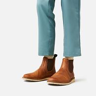 Red wing heritage weekender chelsea sales boot