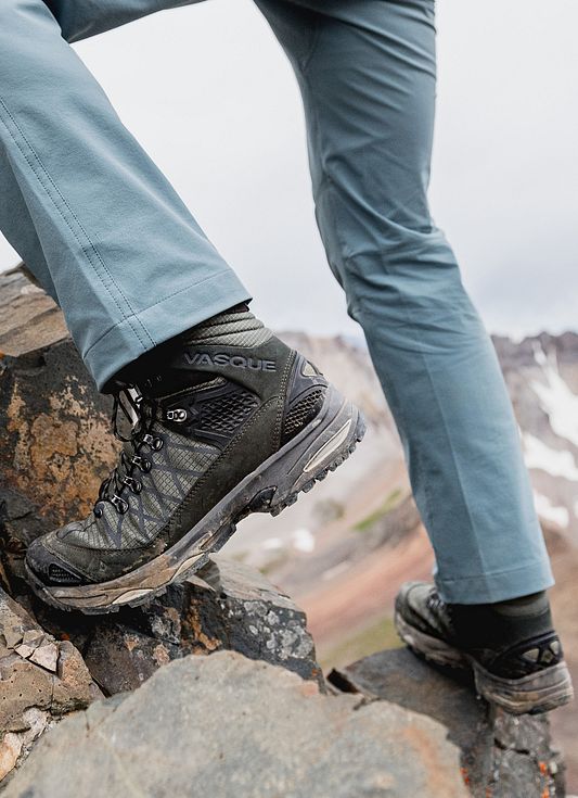 vasque saga gtx hiking boots