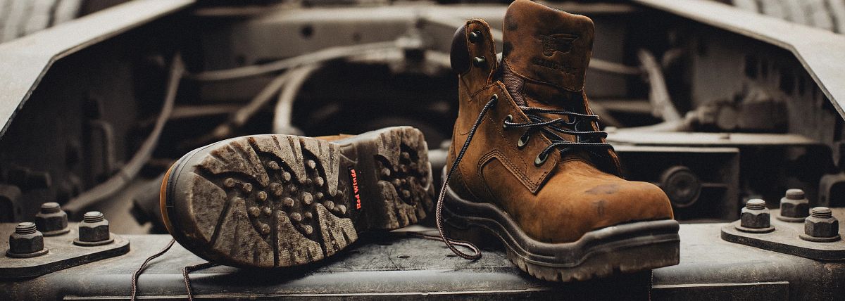 Show me store red wing boots