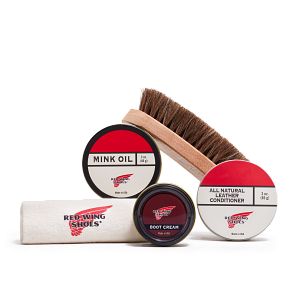 Red Wing Ultimate Cleaning Kit Brushes and Cream in the colour of your choice 