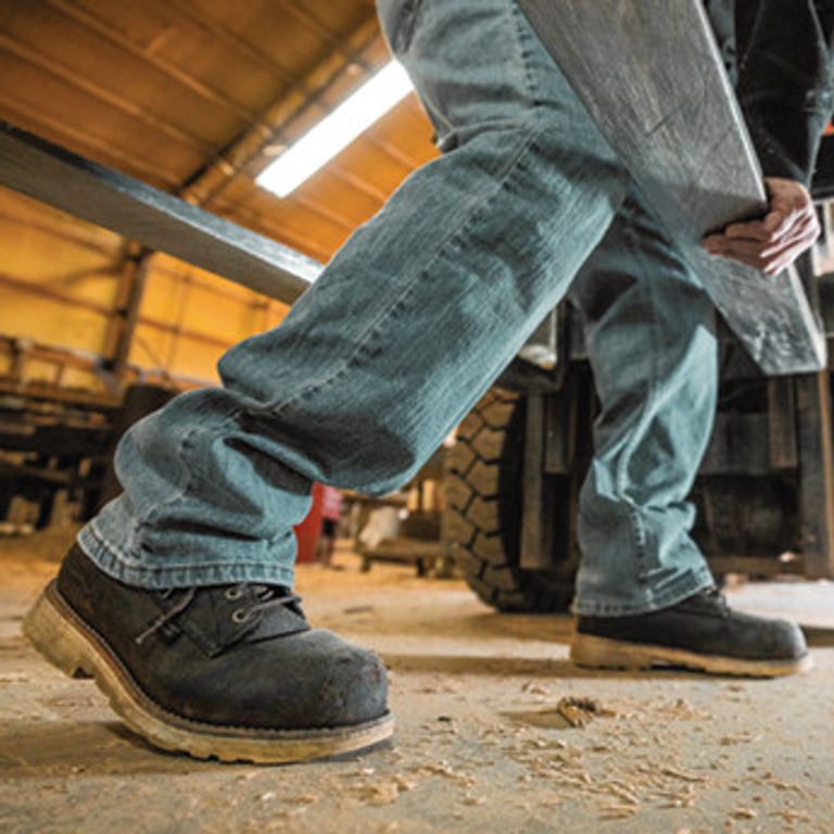 women's work boots outfit