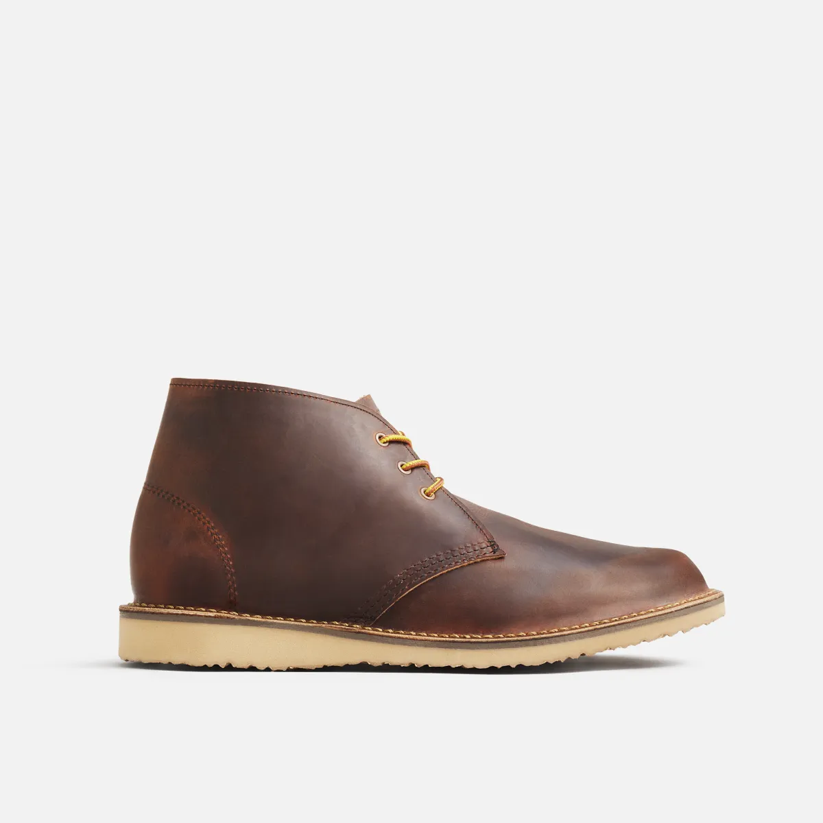 Men's Weekender Chukka in Copper Rough & Tough Leather 3622 | Red Men's Weekender Chukka in Copper Rough & Tough Leather 3622 | Red