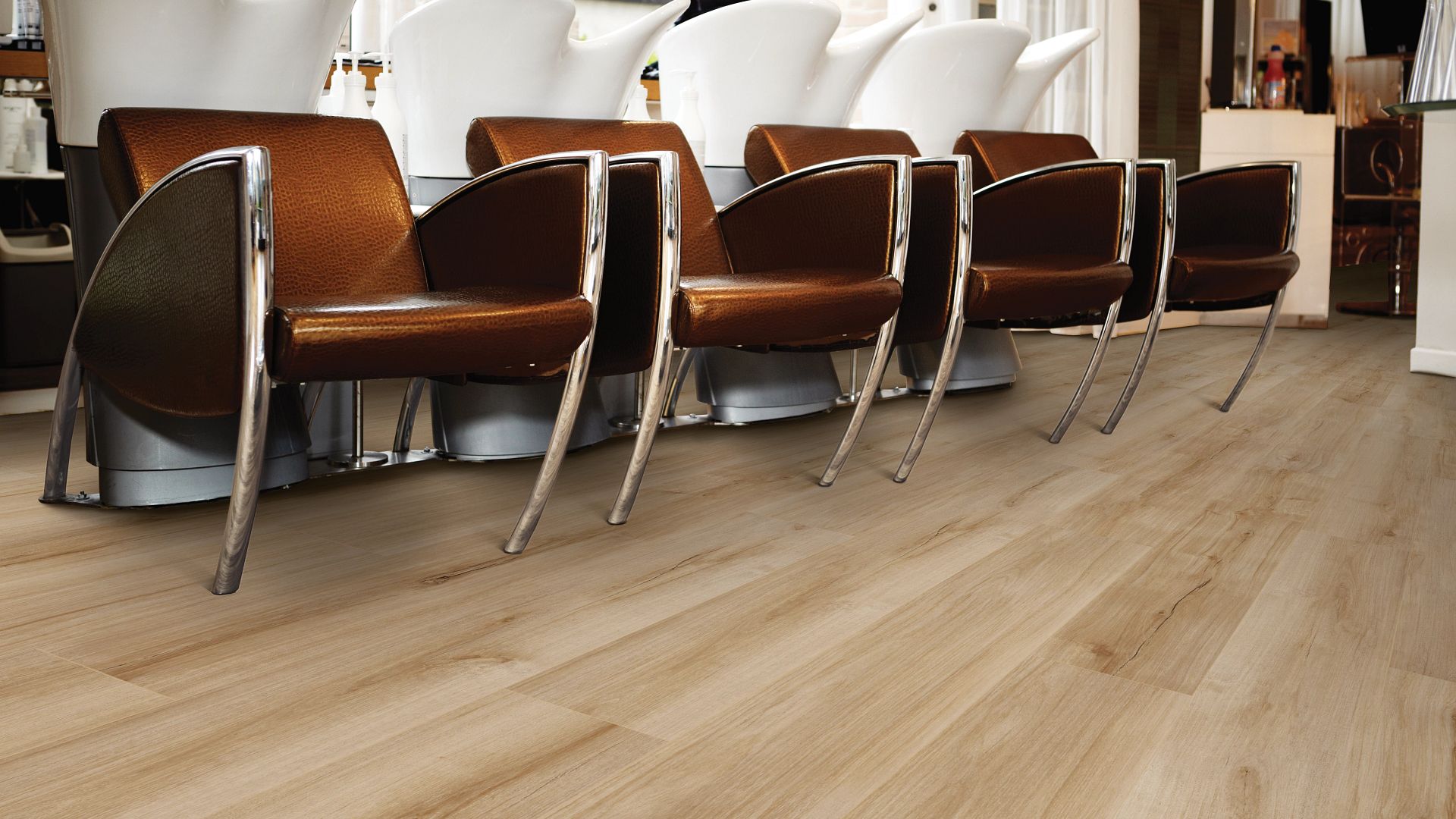 Lucent Oak EVP Vinyl Flooring Product Scene