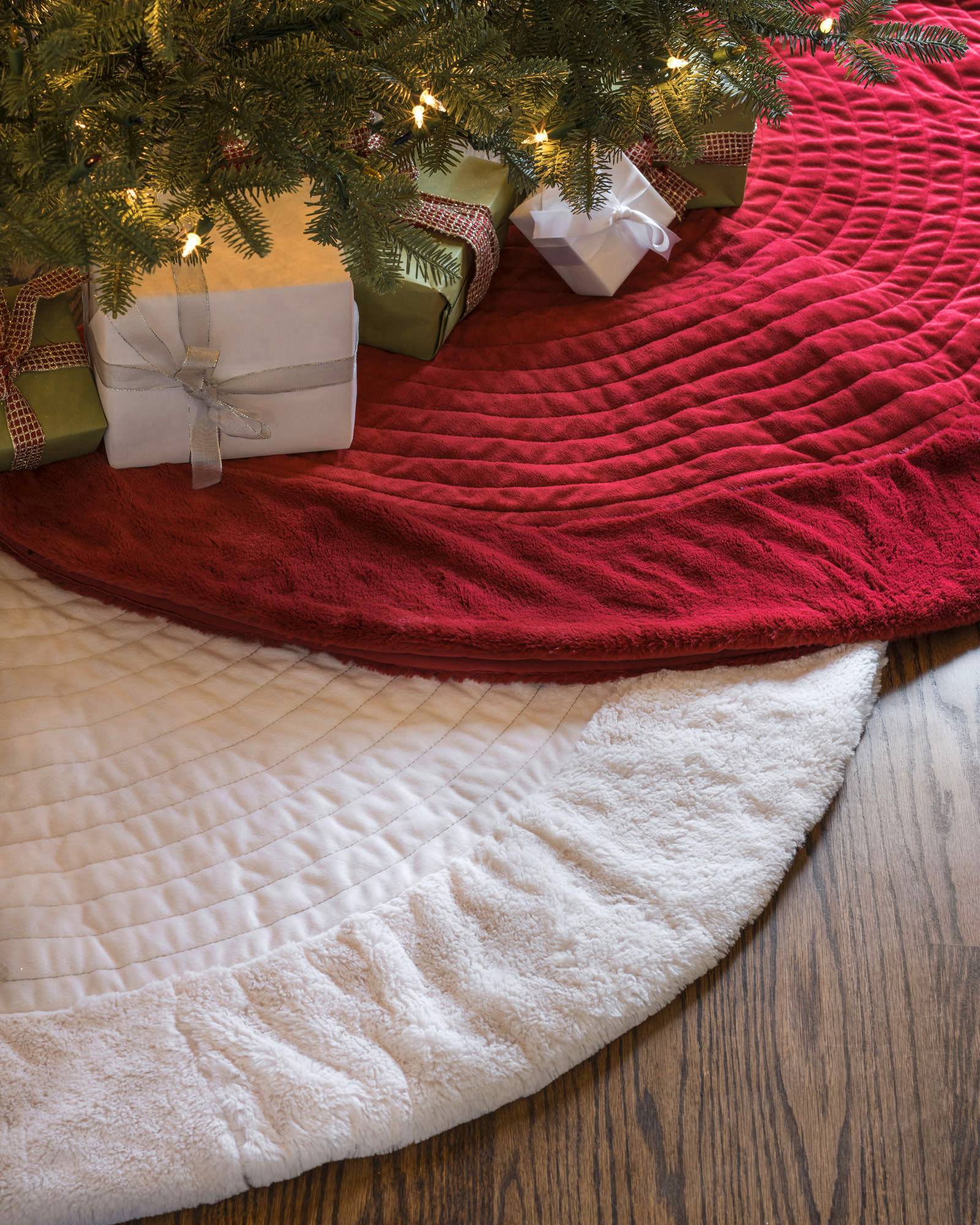 berkshire quilted tree skirt balsam hill berkshire quilted tree skirt balsam hill