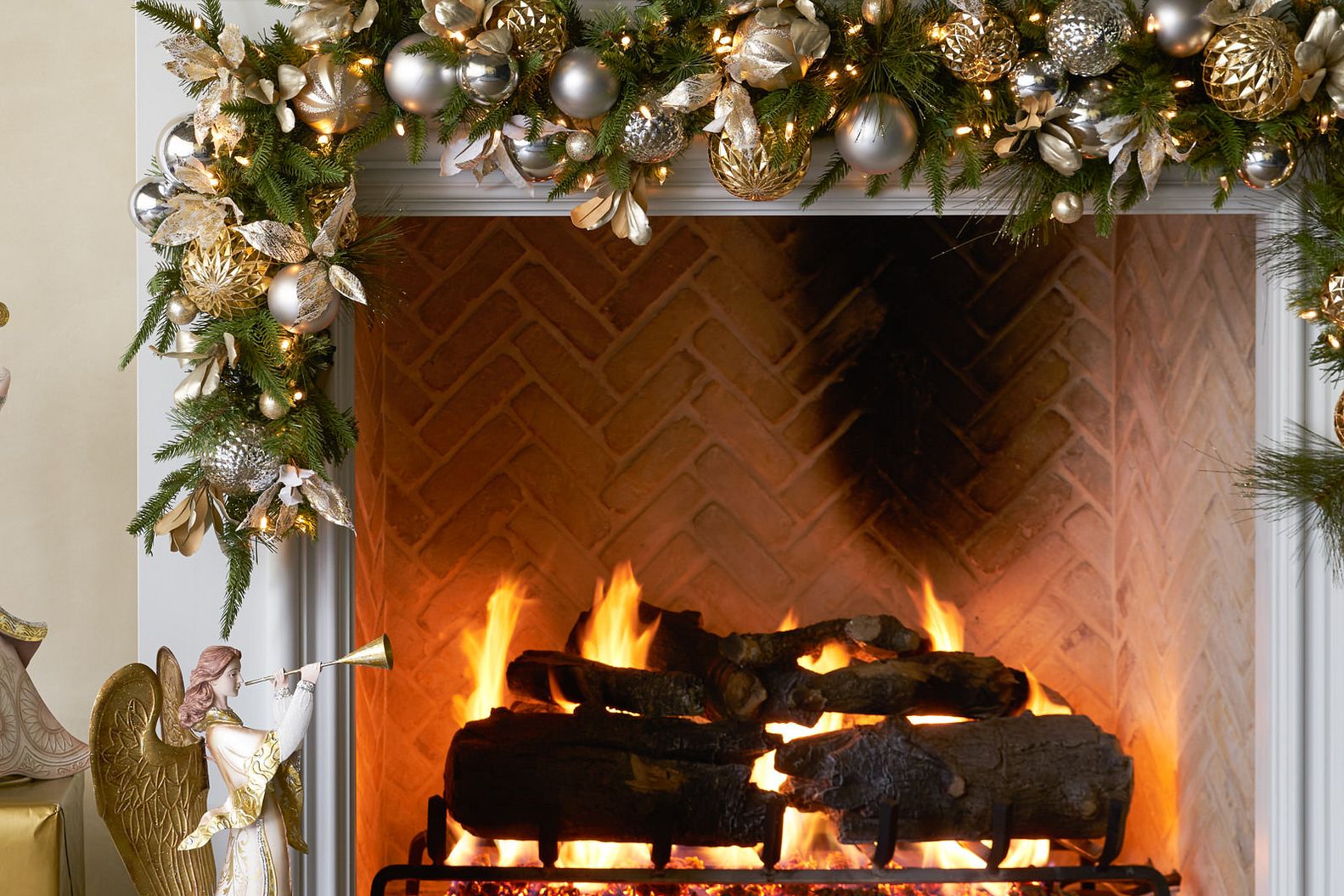 Guide to Wreaths, Garlands, and Foliage Balsam Hill