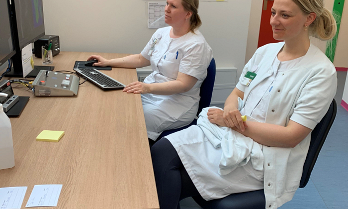 Radiation therapists Anja Nielsen, RTT (left) and Camilla Hansen, RTT (right)