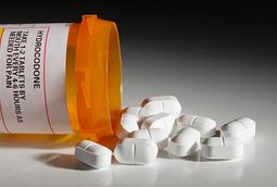 What are some common narcotic pain medications?