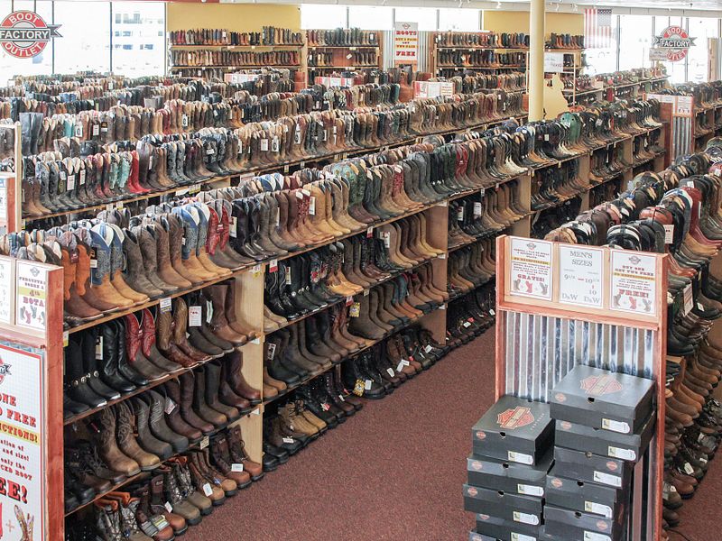 the boot shop outlet