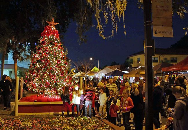 Holiday on the Drive in Orlandoâs College Park Neighborhood