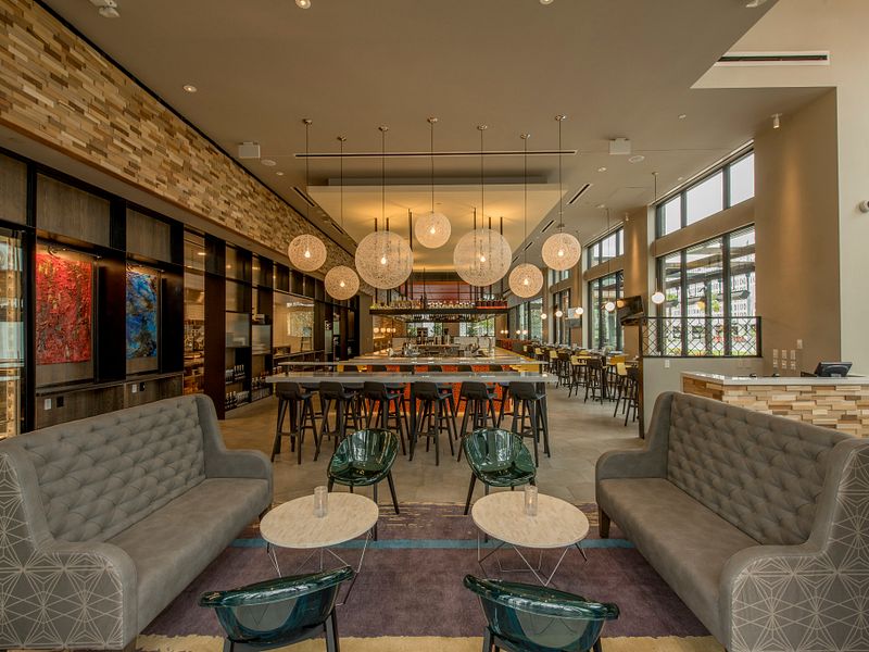 Chroma Modern Bar Kitchen