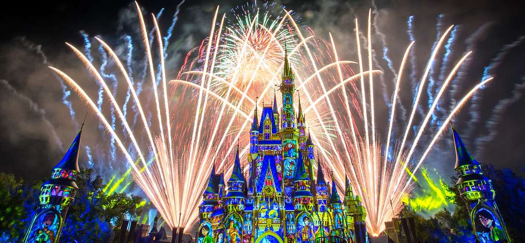 Fireworks at Disney's Magic Kingdom A dazzling display of fireworks at Cinderella's Castle in Disney's Magic Kingdom.