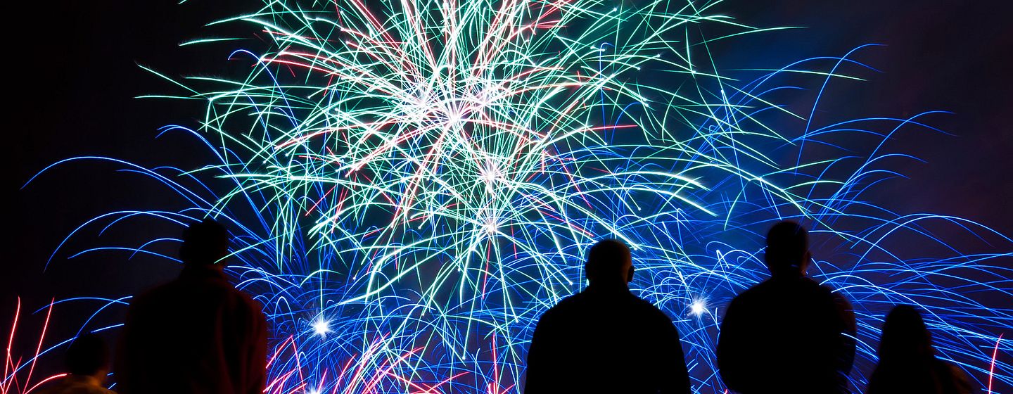 Amazoncom New Years Eve Party Gold 2019 New Years Photo Booth New Years Eve In Istanbul Welcome 2019 Party