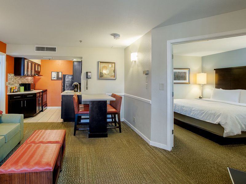 Staybridge Suites Orlando Lake Buena Vista
