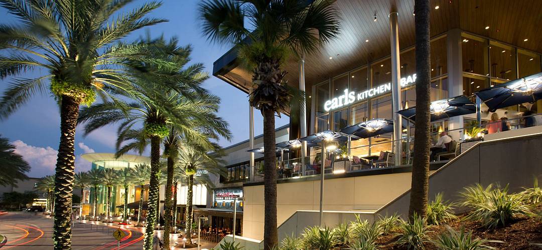 Earls Kitchen + Bar The exterior of Earls Kitchen + Bar at night in Orlando