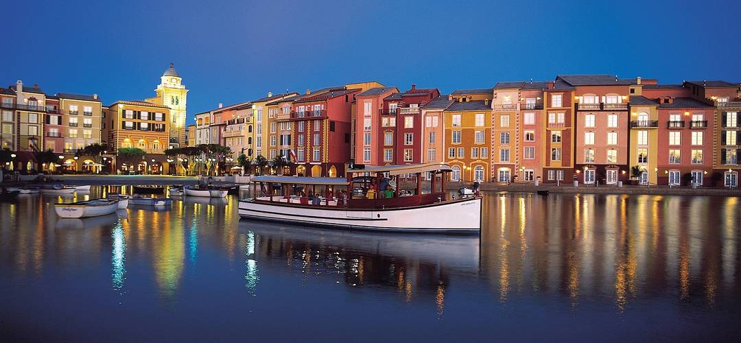 Loews Portofino Bay Hotel ao pôr do sol
