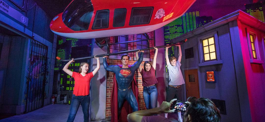 Superman™ en Madame Tussauds Orlando Ven a ver a Superman junto a más superhéroes en Madame Tussauds en International Drive en Orlando, Florida
