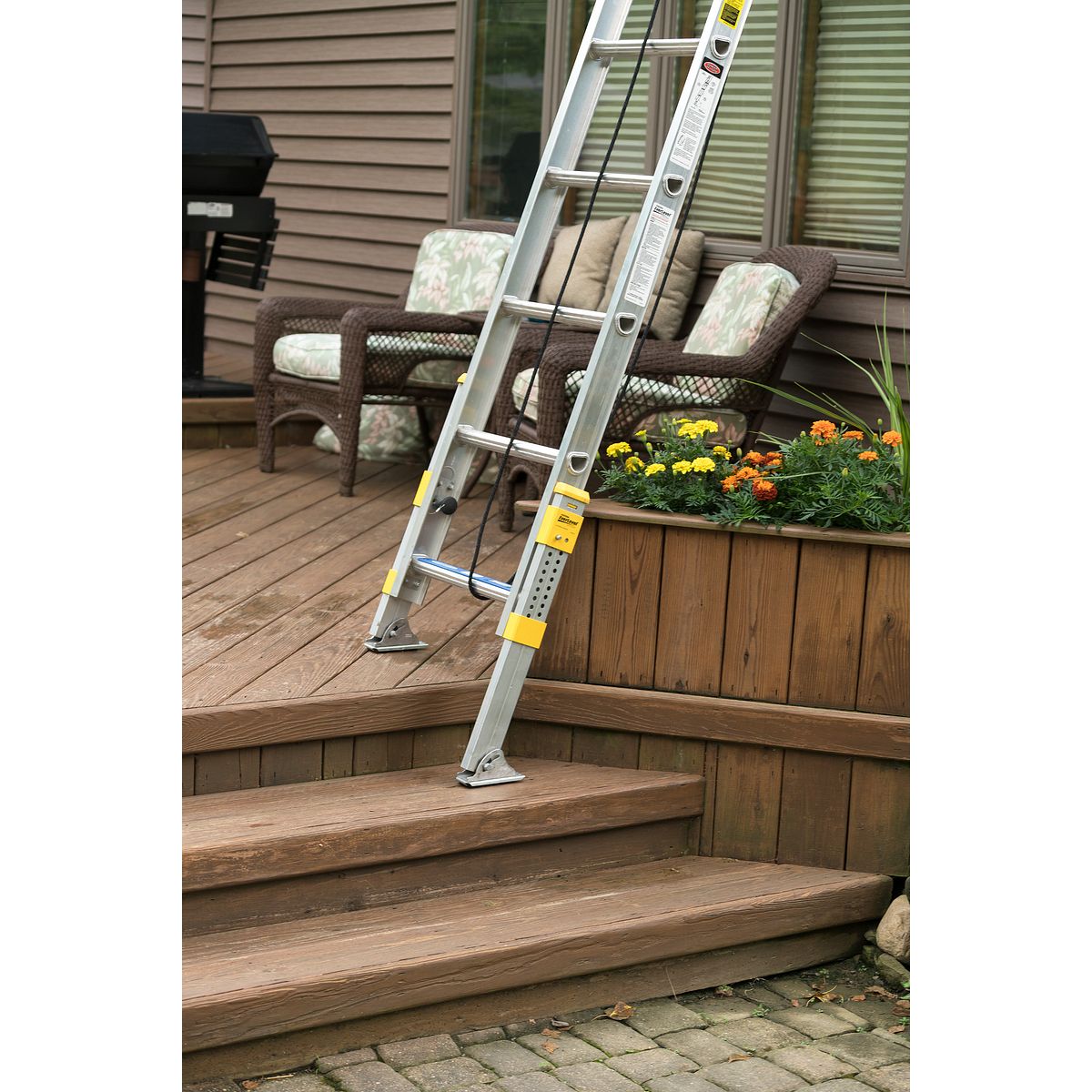 D18242EQ Extension Ladders Werner Asia