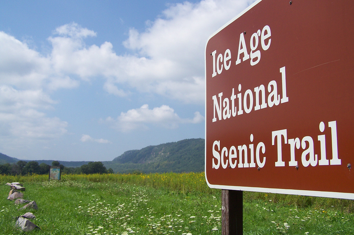 Sign designating Ice Age National Scenic Trail at Devil's Lake State Park