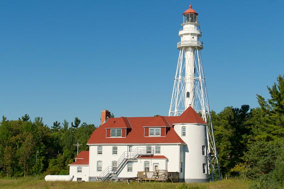 Scenic-Lighthouse-at-Rawley-Point,-Point-Beach,-Two-Rivers,-Wisconsin-485331768_5472x3648.jpeg