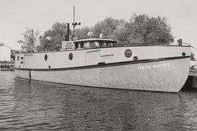 Hack Noyes research boat on Lake Superior