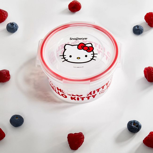 Hello Kitty® 8-piece Plastic Storage Set