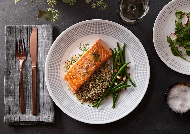 Salmon on Bayside Dot Corelle Plate