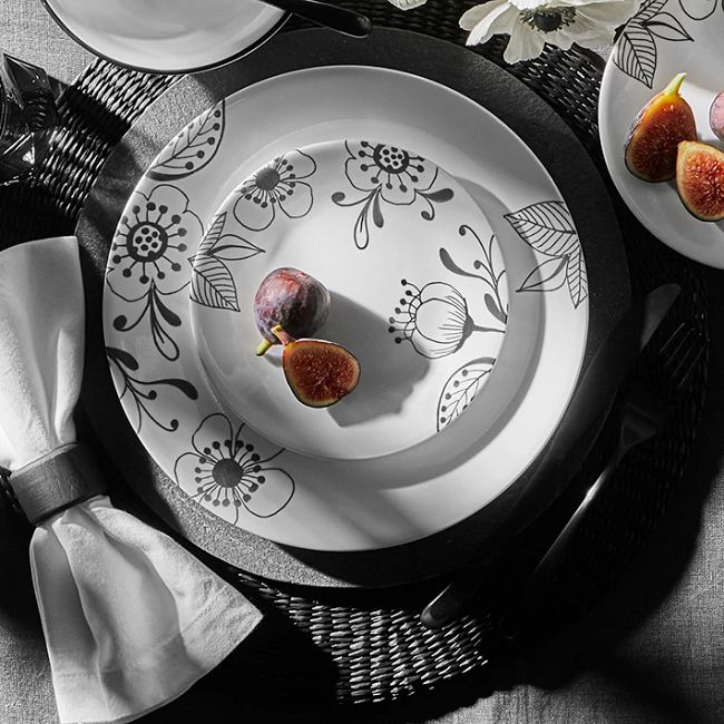 Inked Poppy 18-piece Dinnerware Set, Service for 6