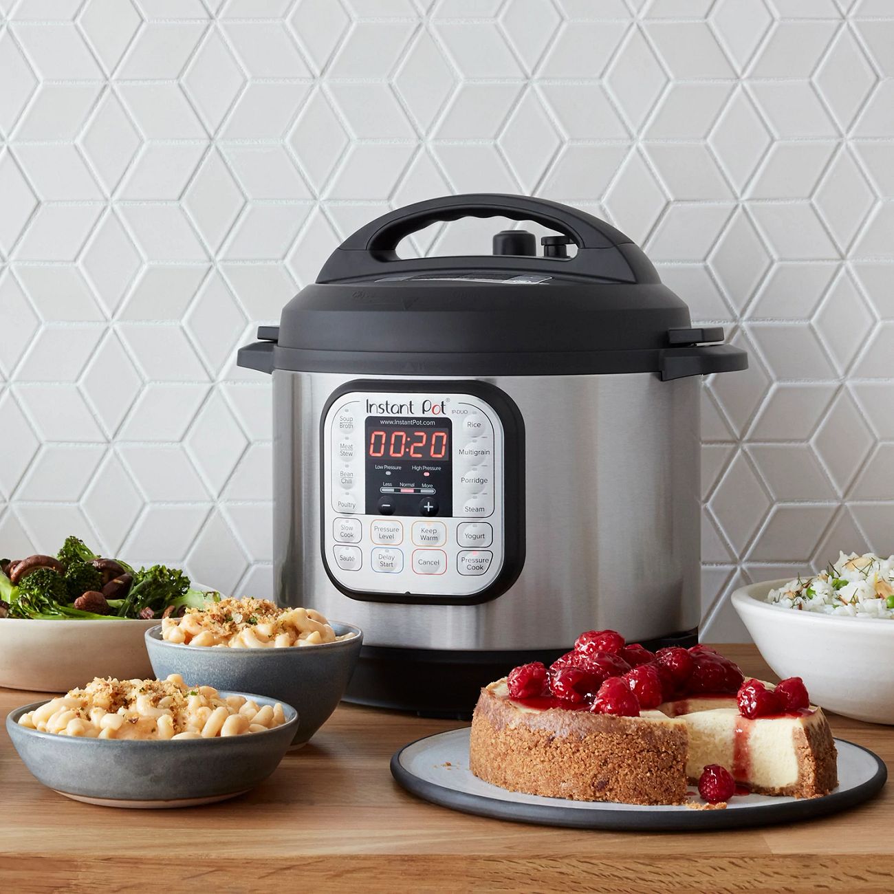 Instant Pot® Duo™ 8-quart Multi-Use Pressure Cooker | Instant Brands