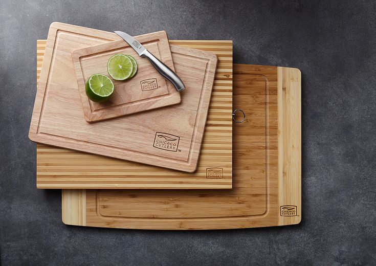 https://embed.widencdn.net/img/worldkitchen/repyyg19xy/735x520px/1079826_CC_Cutlery_Lifestyle_Uncropped_Bamboo_CuttingBoards_4.jpg