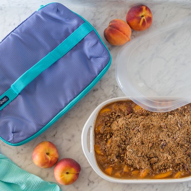 French White® Portable® 3-qt Casserole Portable Set